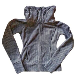 Bench Scuba Hoodie fitted zip jacket grey black size S Bench